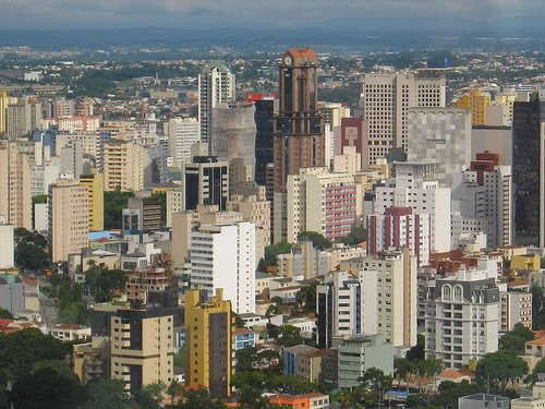 Curitiba de Onibus: Roteiro Completo na Capital Paranaense