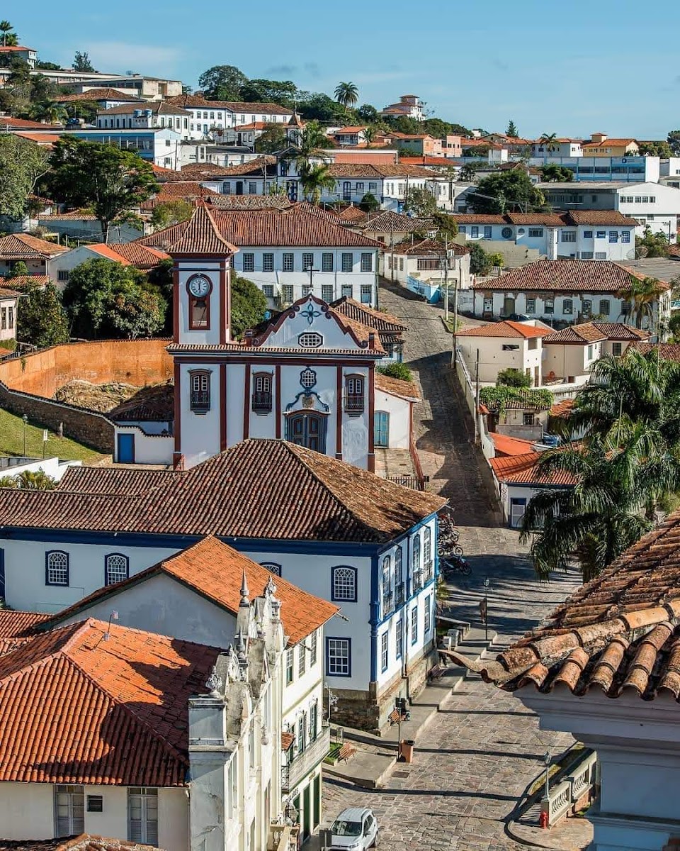 Diamantina: Roteiro Completo para Excursões Rodoviárias